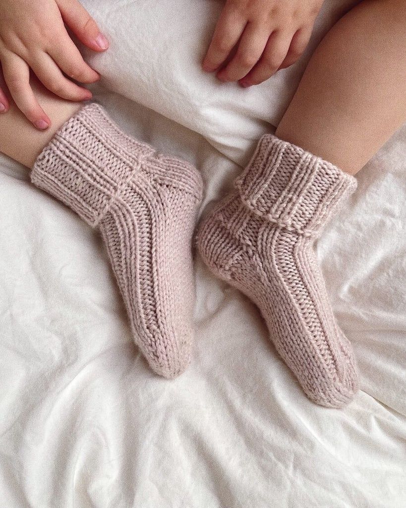 Sunday Socks Junior / Knitting Pattern