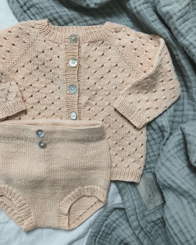 Ellen's Playset / Petite Knit Pattern (Baby)