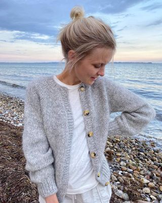 Novice Cardigan / Chunky Edition / Petite Knits Pattern