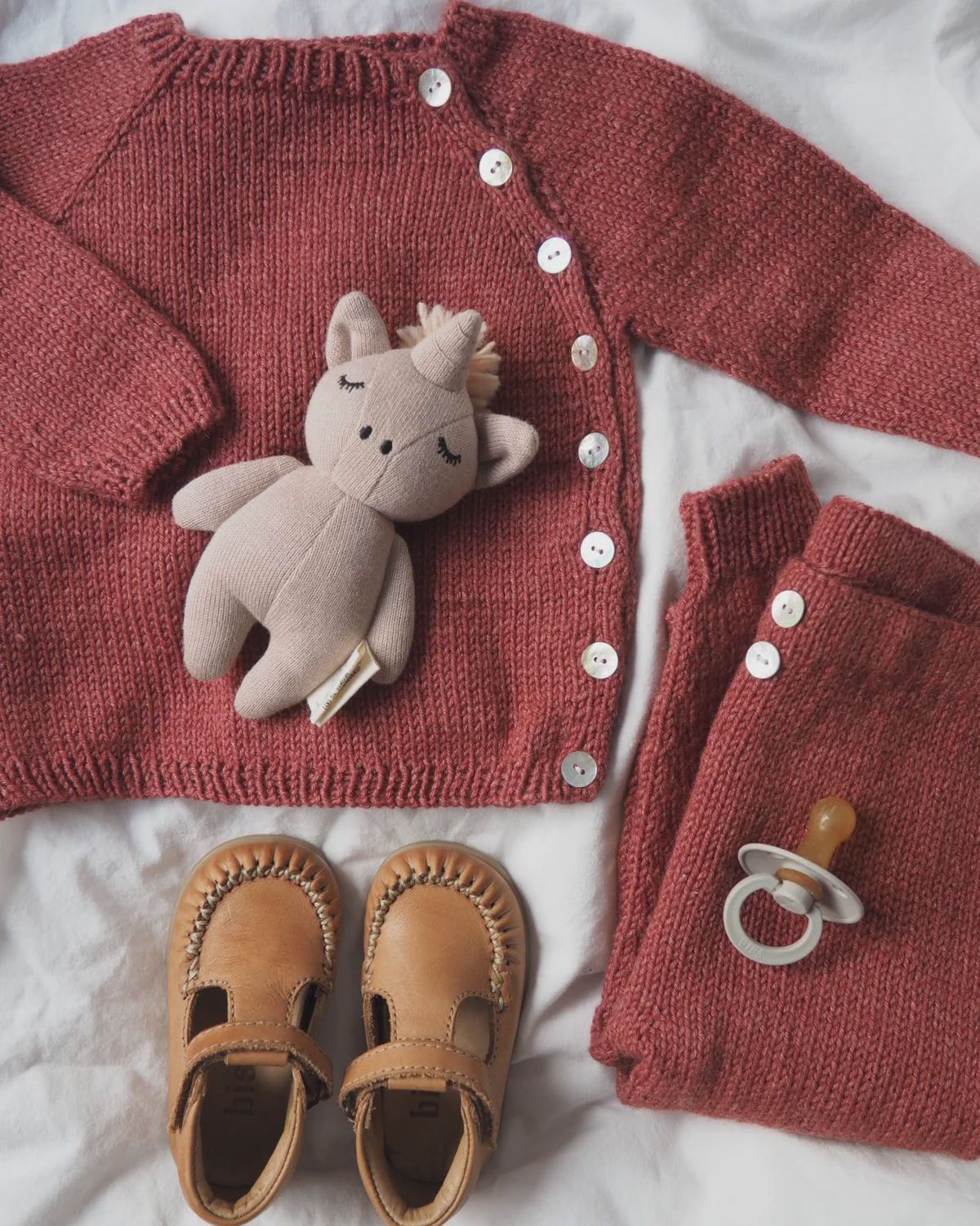 Ellen's Coming Home Set / Petite Knit Pattern