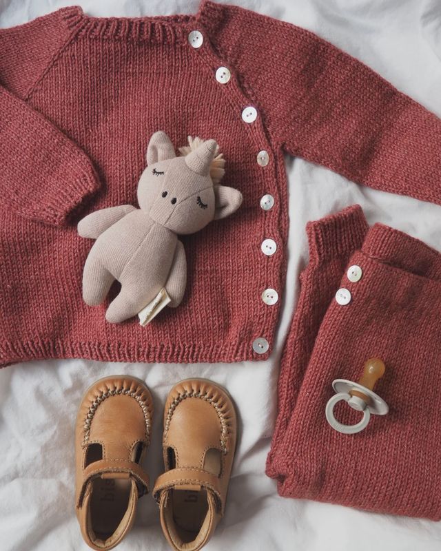 Ellen's Coming Home Set / Petite Knit Pattern