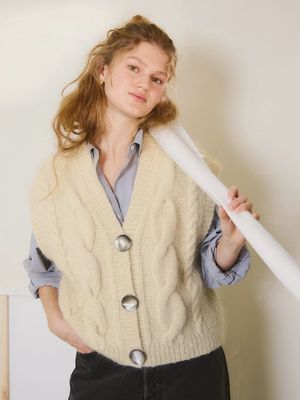 Harper Vest Adult / Sandnes Garn Pattern