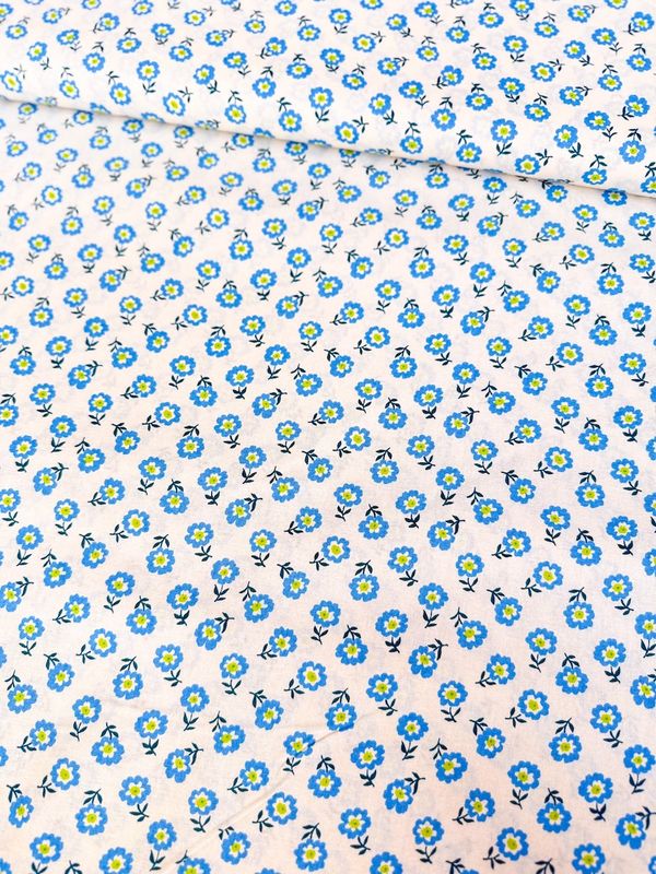 Sevenberry / Floating Floral / Blue / 25cm