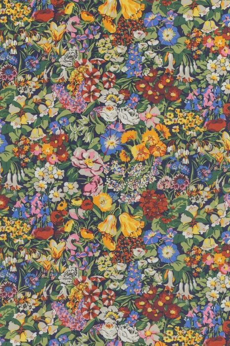 Liberty Tana Lawn AW25 / Cottage Garden A / 25cm