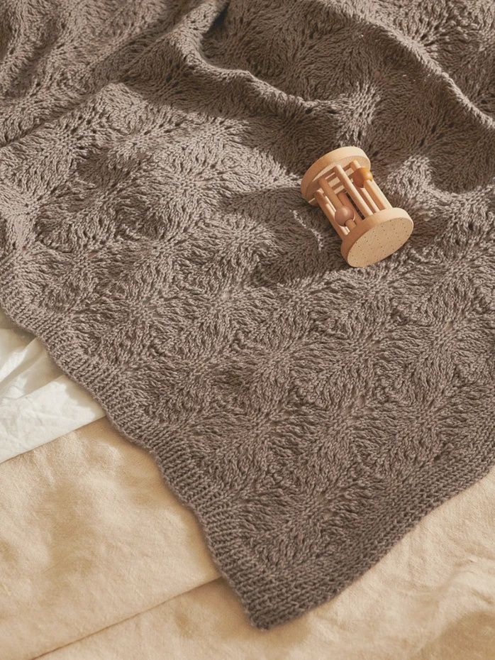 Colette Blanket - Baby / Sandnes Garn Pattern
