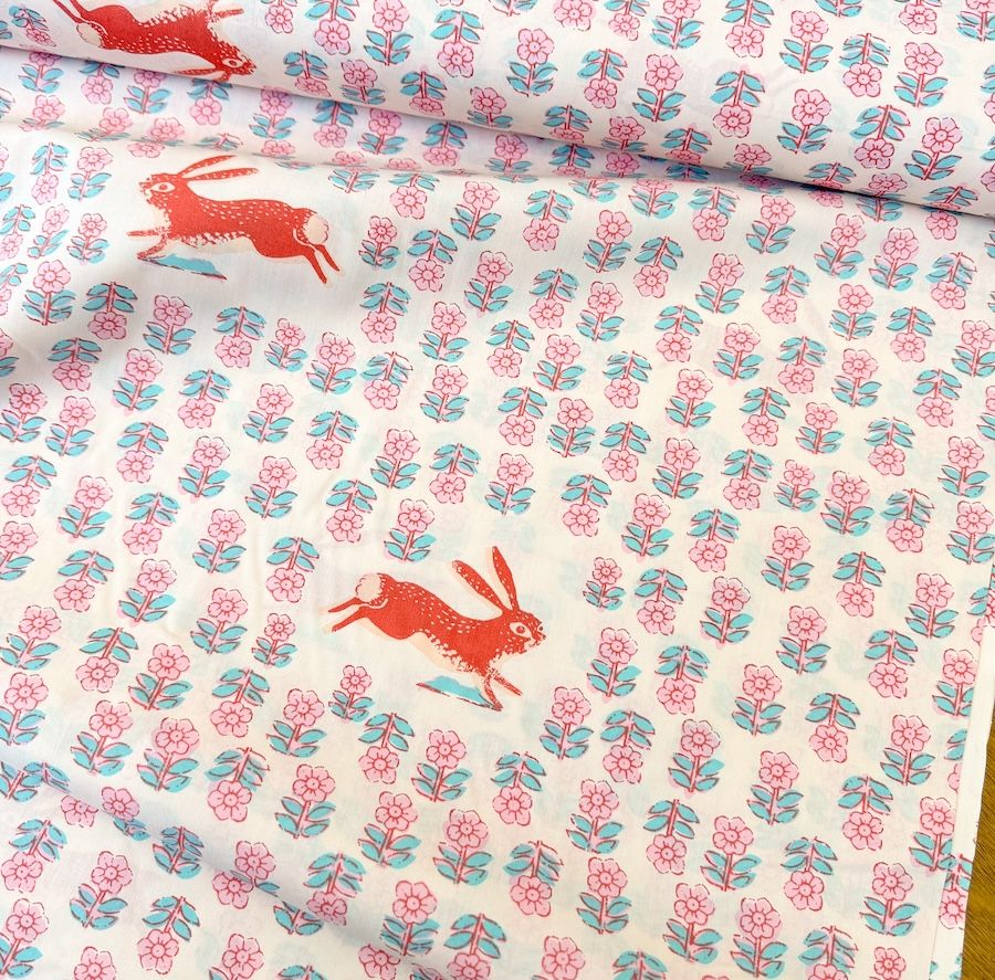Heather Ross Meadows Wideback / Rabbits - Blush / Per 25cm