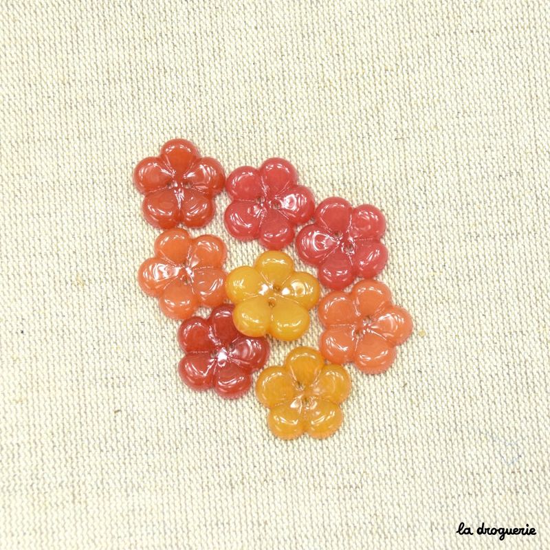 French Flower Buttons 20mm