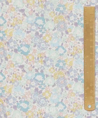 Liberty Tana Lawn / Michelle D / 25cm