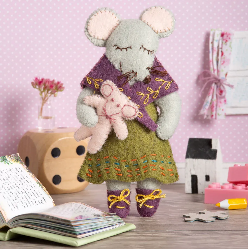Felt Craft Mini Kit - Little Miss Mouse