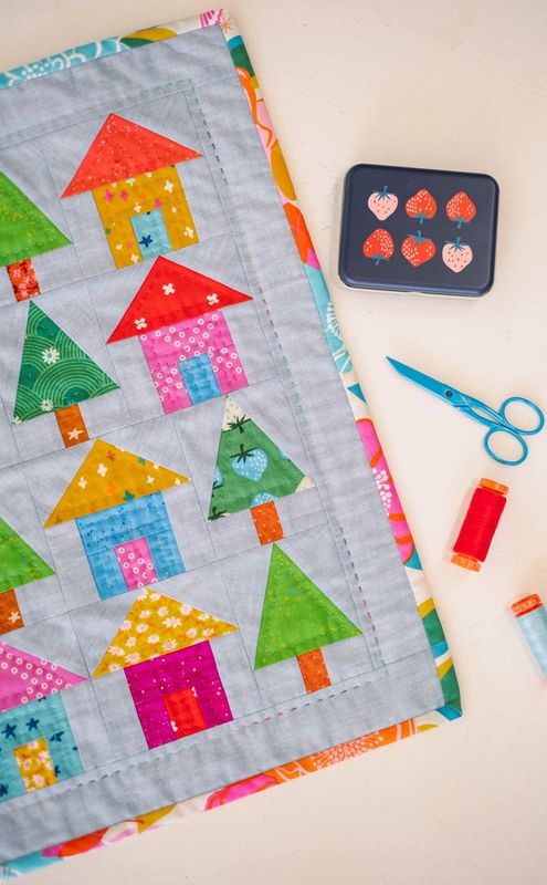 Treehouse Terrace Mini Quilt Pattern / Tied with a Ribbon