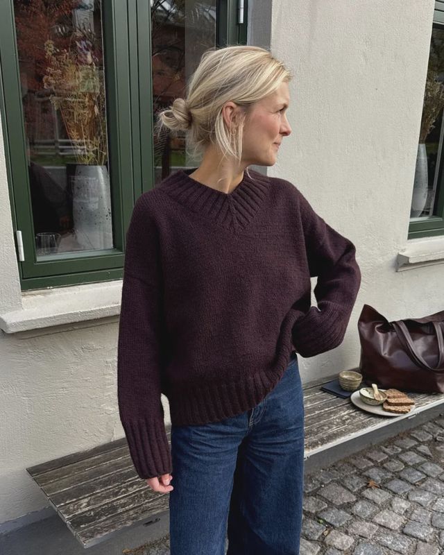 Hannah Sweater V-Neck / Petite Knit Pattern