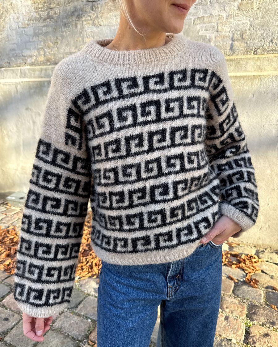 Athene Sweater / Petite Knit Pattern