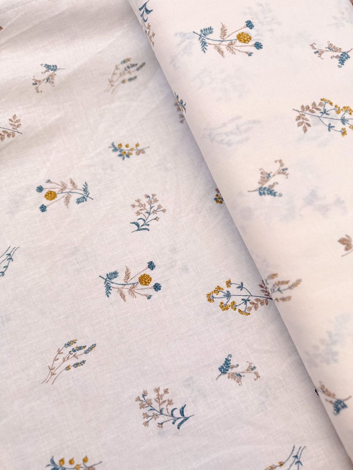 Linen Cotton Sheeting / Botany Yellow + Teal / 25cm