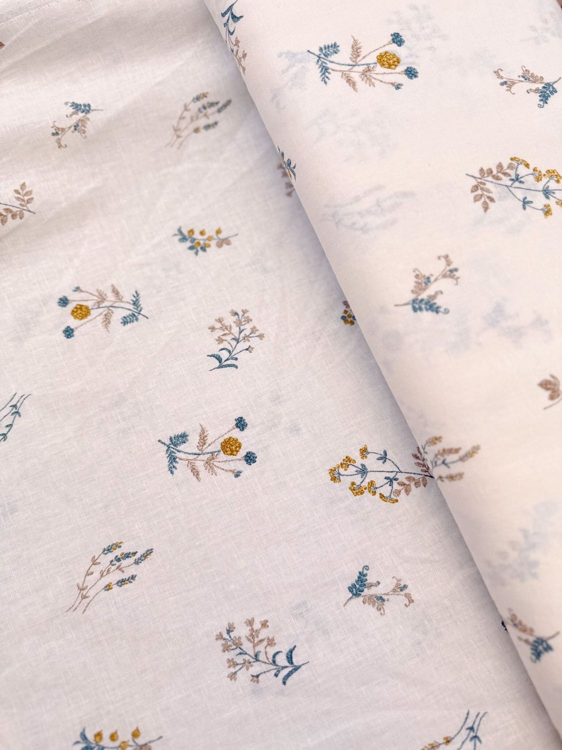 Linen Cotton Sheeting / Botany Yellow + Teal / 25cm