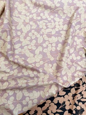 Hokkoh / Printed Lawn 5B Cherries (Mauve) / 25cm