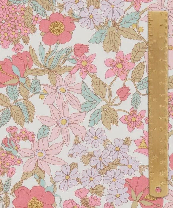 Liberty Tana Lawn / Clarabell C / 25cm