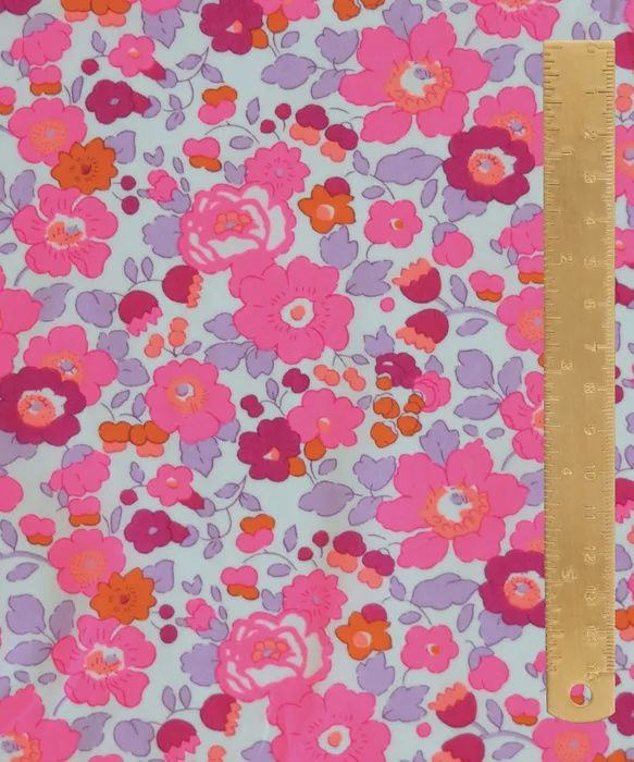 Liberty Tana Lawn / Betsy Bespoke Fuchsia + Neon / 25cm