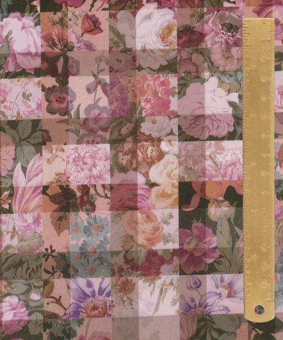 Liberty Tana Lawn AW25 / Archive Gingham C / 25cm