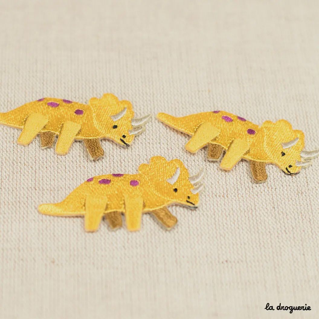 Iron on Patch / Yellow Triceratops