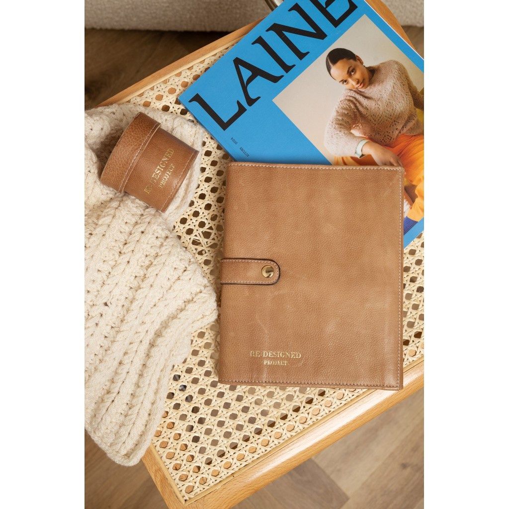 RE:DESIGNED Project 14 Needle Case / Taupe