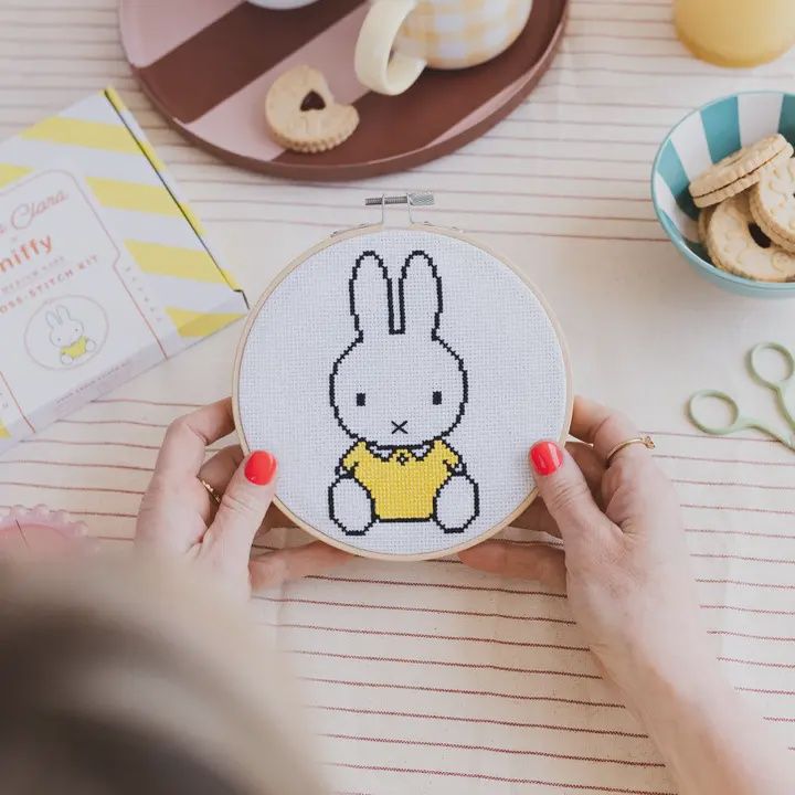 Cotton Clara Cross Stitch Kit / Miffy in Yellow