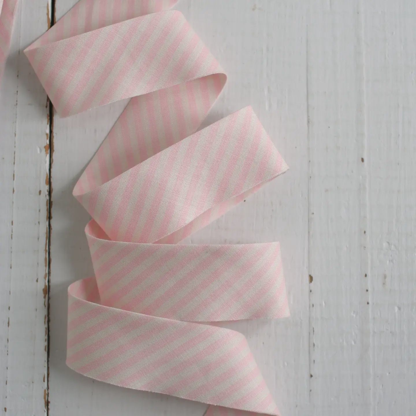 2.5" Bias Quilt Binding / Pink Stripe Cotton / Per Metre