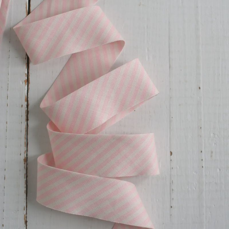 2.5" Bias Quilt Binding / Pink Stripe Cotton / Per Metre
