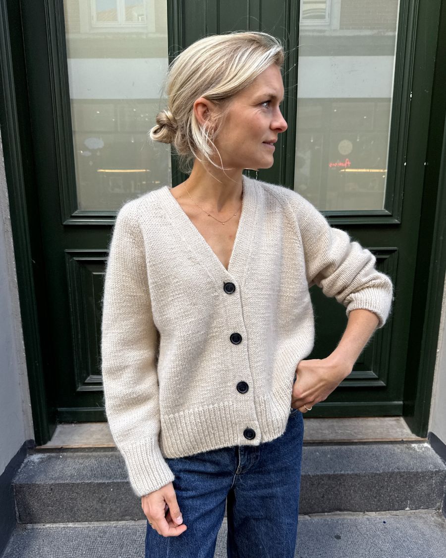 Champagne Cardigan / Petite Knit Pattern