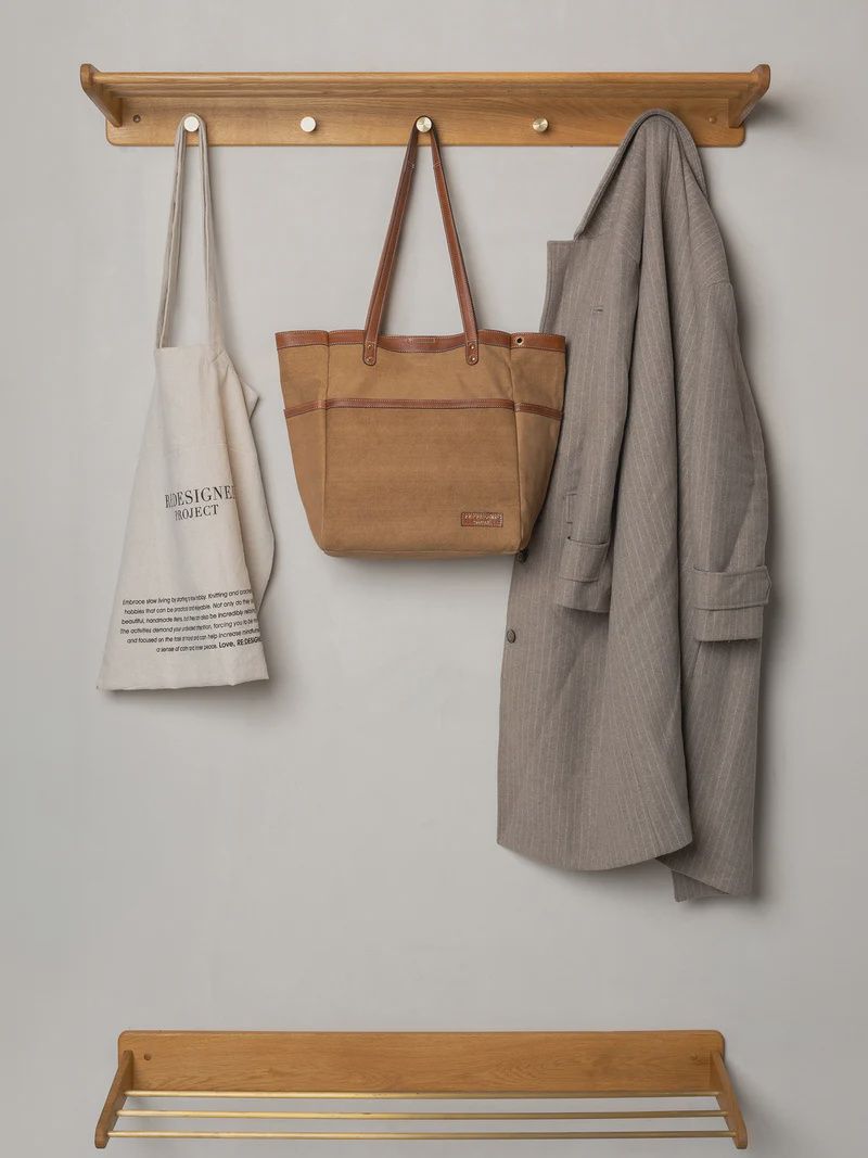 RE:DESIGNED Project 21 / Walnut / Gold