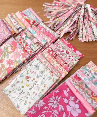 Pink-a-boo Liberty Bundle / 33 x Fat 16ths