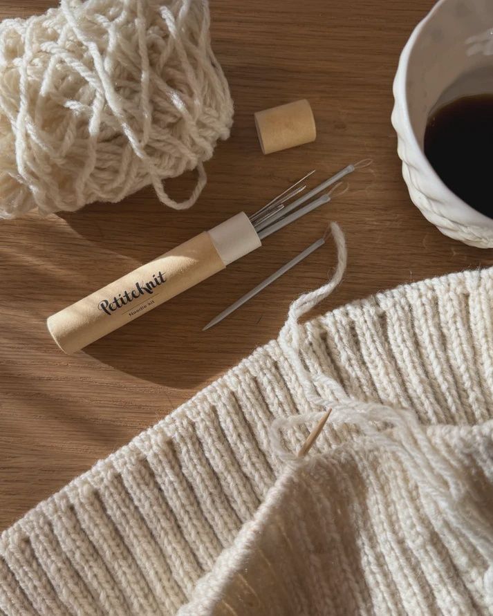 Needle Kit / Petite Knit