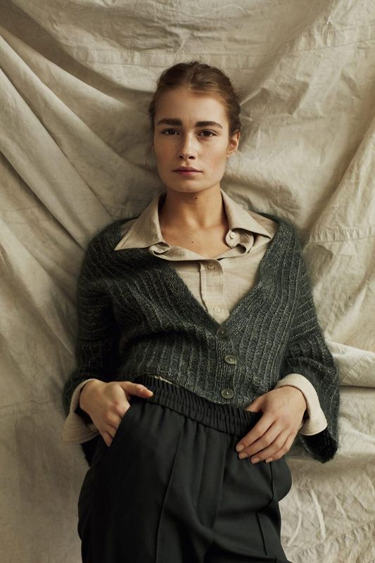 Isager Single Patterns / Chilly Cardigan