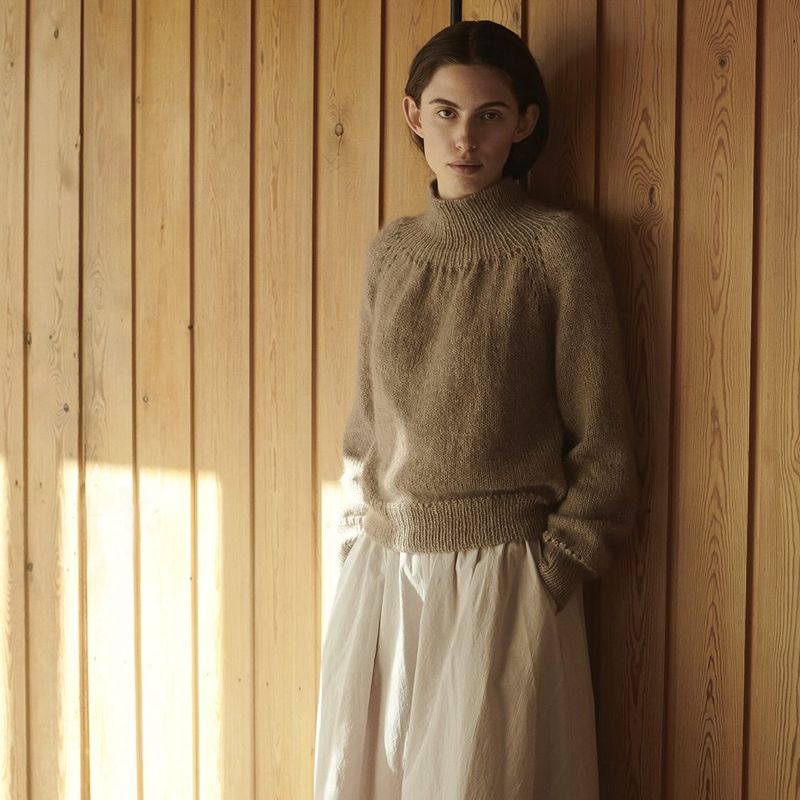 Isager Single Patterns / Working Girl Sweater