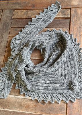 Isager Single Patterns / Camomille Shawl