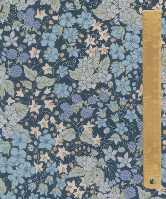 Liberty Tana Lawn - Design Nature Art / Berry Harvest B / 25cm