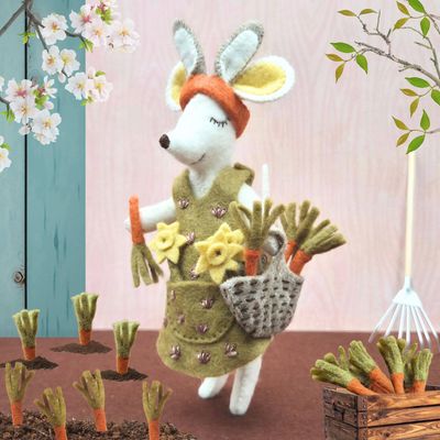 Felt Craft Mini Kit / Little Mouse is a Bunny