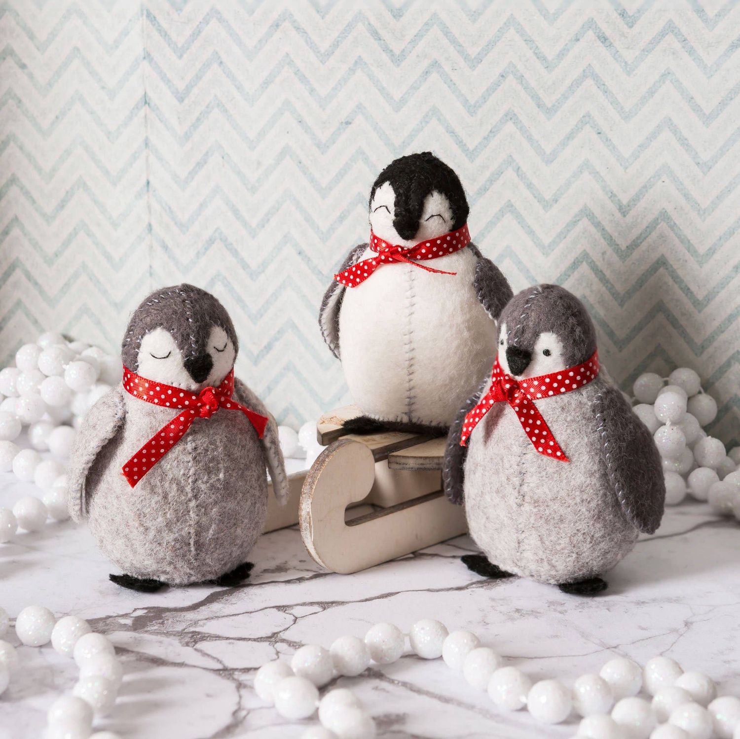 Felt Craft Kit / Baby Penguins