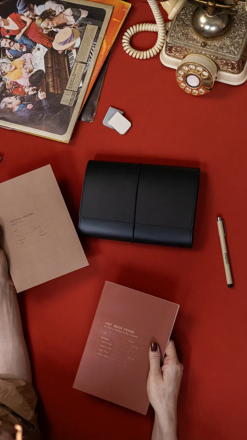 Creator's Friend Refillable Notebook Folio / Raven Black