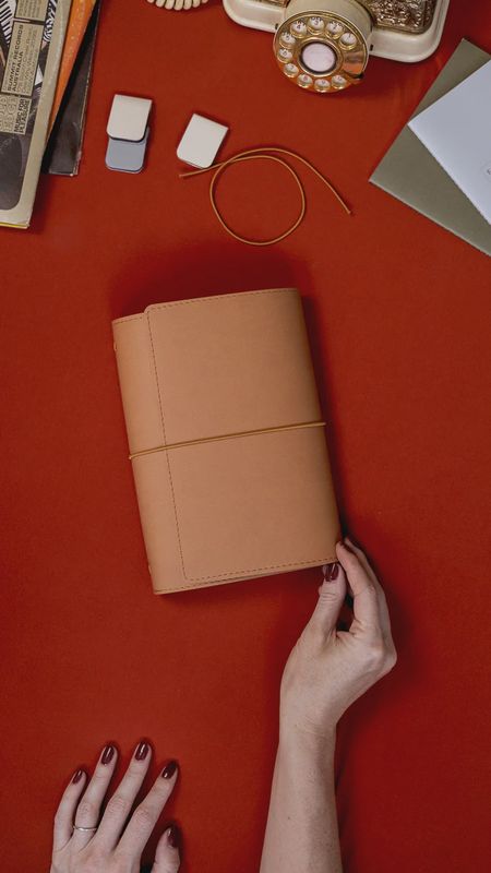 Creator's Friend Refillable Notebook Folio / Saddle Brown