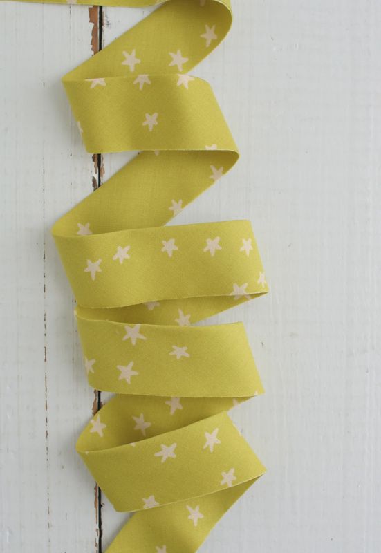 2.5" Bias Quilt Binding /  Starry Pistachio / Per Metre