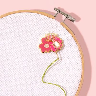 SOHMO Needle Minder / Blooms Pink