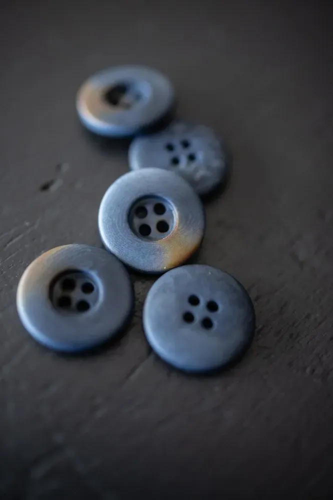 Merchant &amp; Mills / Powder Blue Corozo Buttons