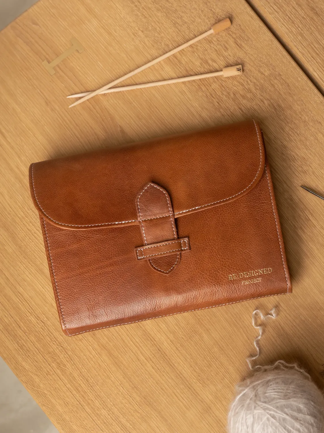 RE:DESIGNED Project 18 Needle Case, Colour: Walnut