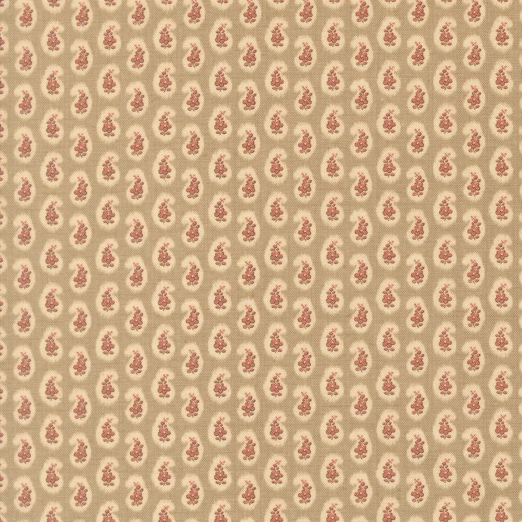 French General Le Jardin Rouge / Campanule Paisley Roche / 25cm
