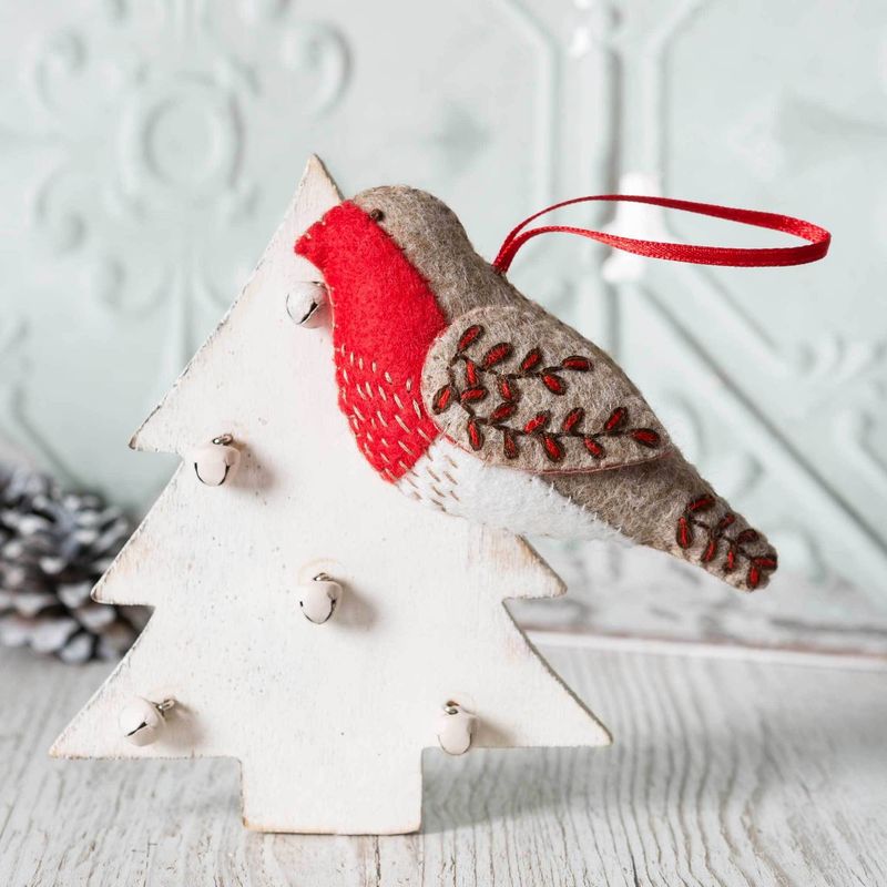 Felt Craft Mini Kit - Embroidered Robin