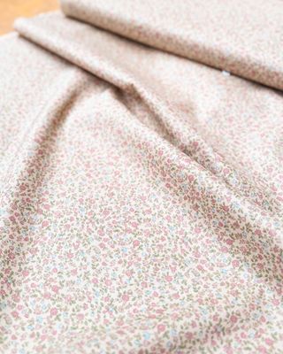 Sevenberry / Ditsy Floral Pink / Per 25cm