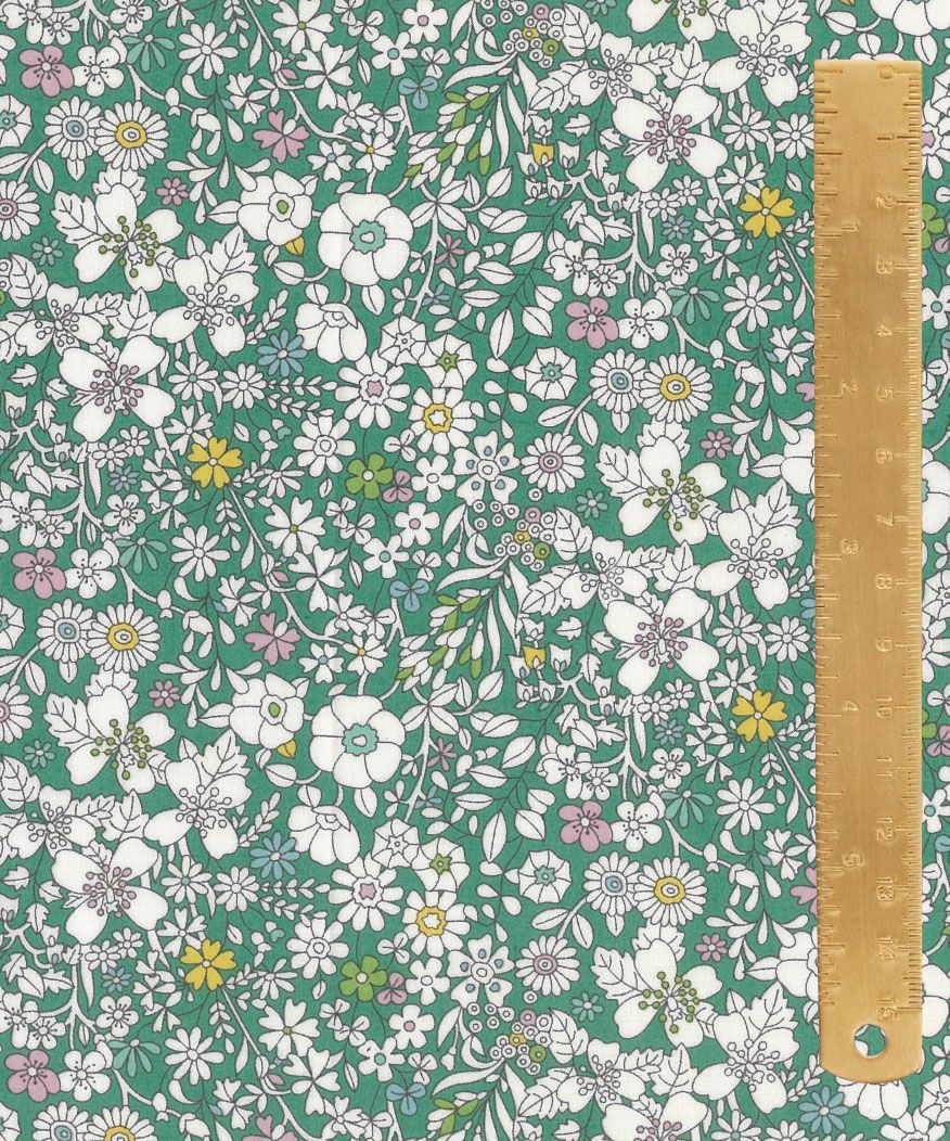 Liberty Tana Lawn Classics 26 / June's Meadow M (Green) / Per 25cm