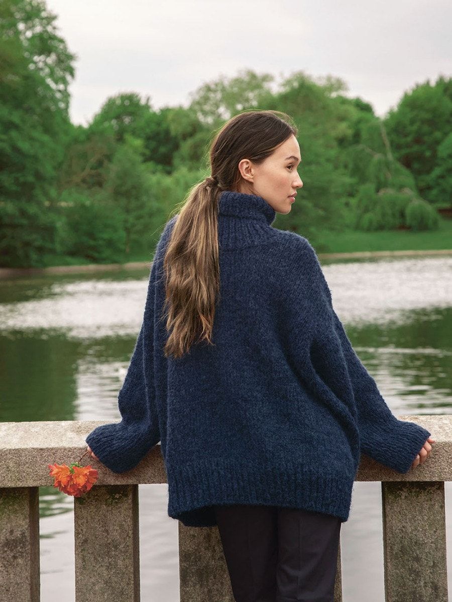 Sandnes Garn 2210 No. 15 – Brooklyn weekend sweater