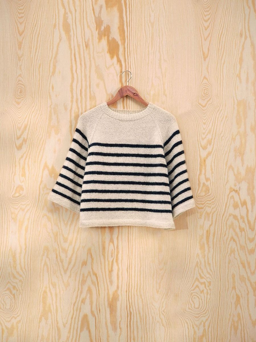 Sandnes Garn 2202 No. 13 – Cherry sweater w/cables