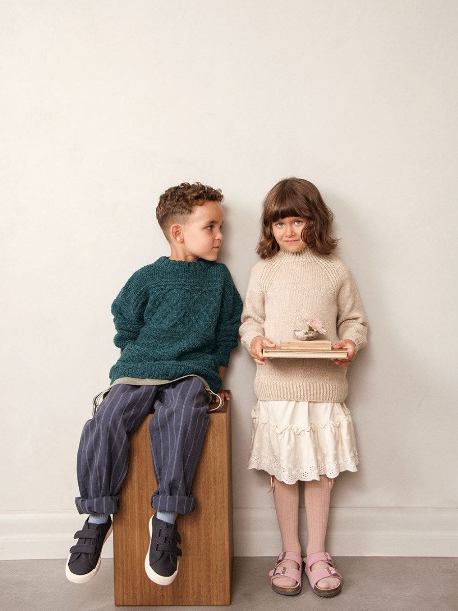 Sandnes Garn 2212 No. 5B – KELLY SWEATER KIDS (hem up)